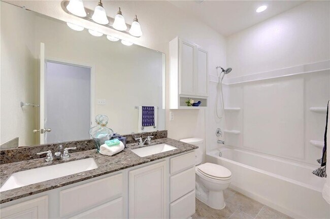 Building Photo - 8012 Gato Ln