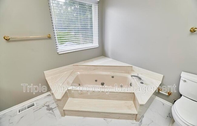 Building Photo - 4310 Castle Rock Ct