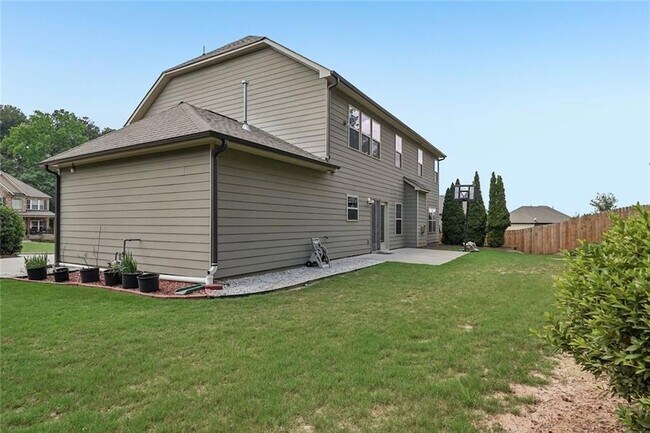 Building Photo - 5811 Kendrix Ridge Dr