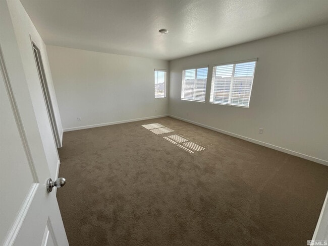 Building Photo - 450 Summer Triangle