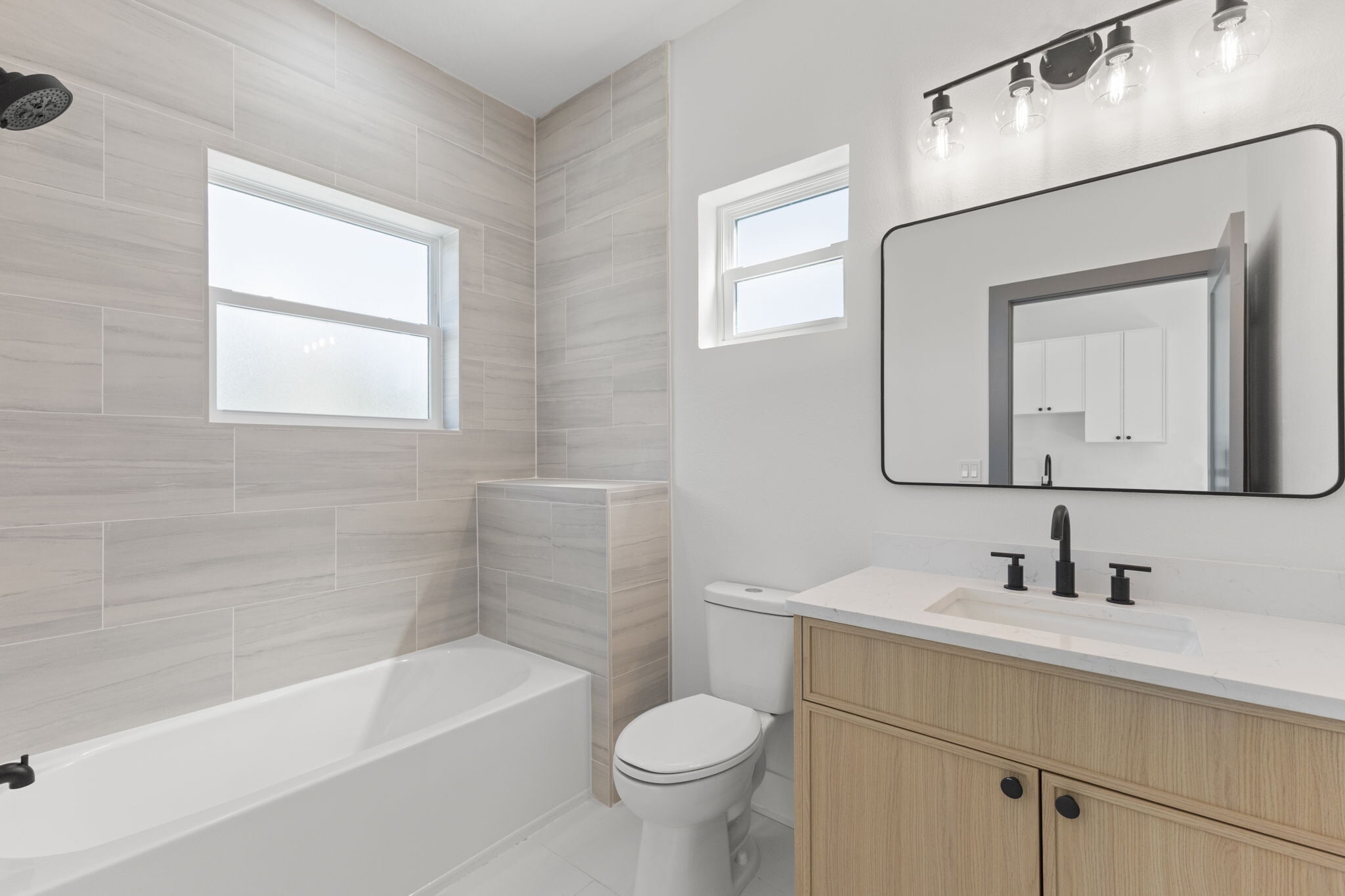 Building Photo - 2523 13th Ave N