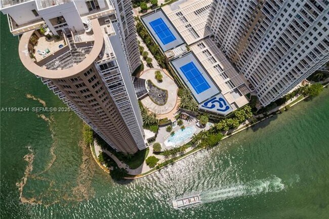 Building Photo - 901 Brickell Key Blvd