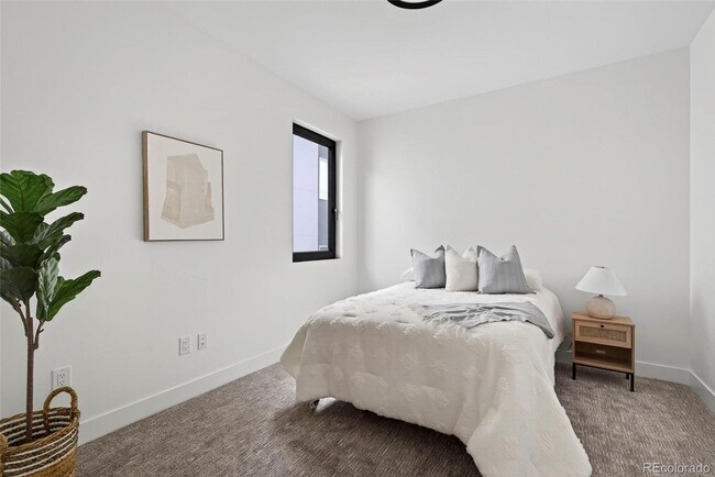 Building Photo - New Construction Townhome with Rooftop Deck
