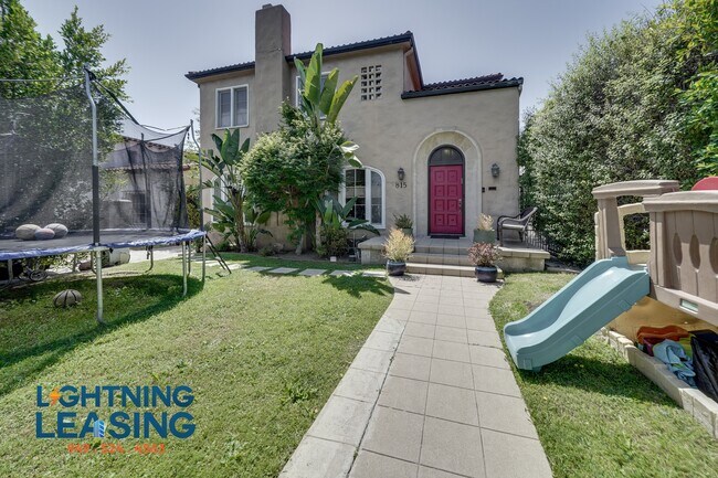 Building Photo - 815 S Highland-1B