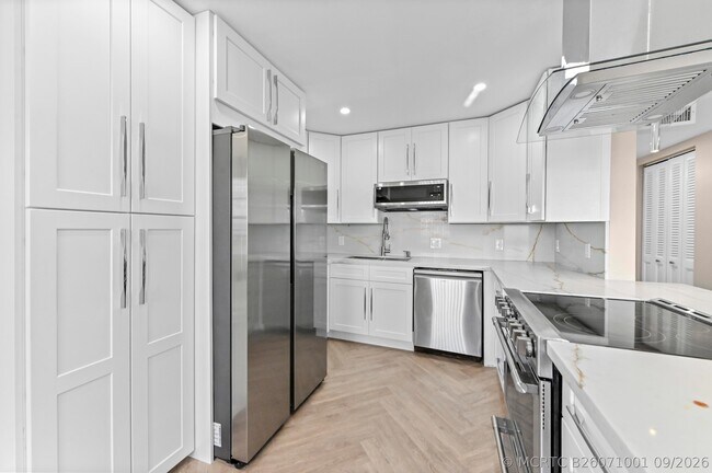 Building Photo - 4055 Wolverton C