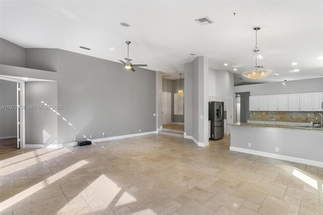 Building Photo - 1140 SW 150th Terrace