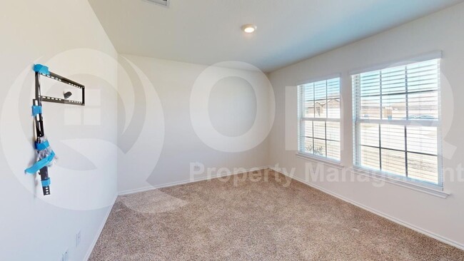 Building Photo - 1408 Thunder Cyn Wy