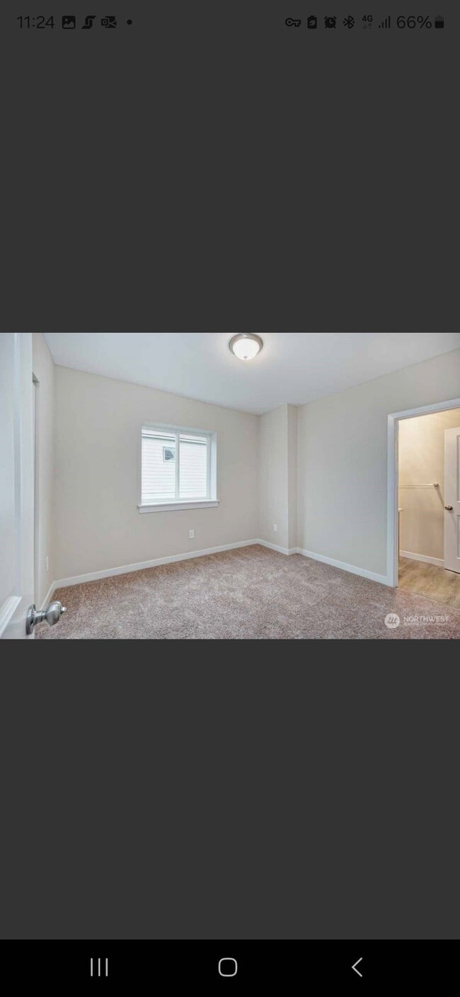 Building Photo - Yakima