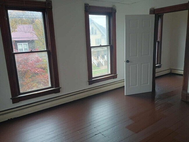 Building Photo - 16-18 Orchard Street