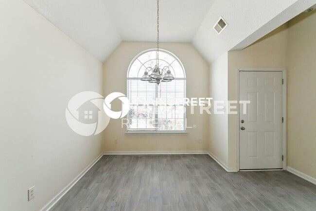 Building Photo - 3 Bedroom Pet-Friendly Home in Olive Branc...