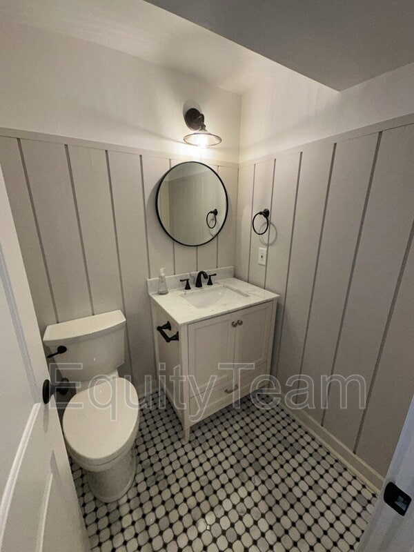 Building Photo - 3750 Petoskey Ave