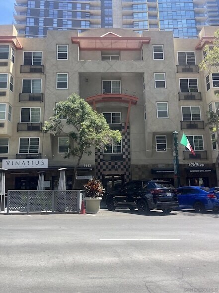 Building Photo - 1435 India St