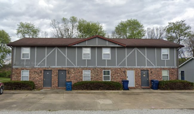 Building Photo - 8701 N Raintree Ct