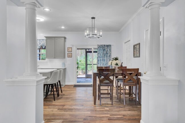 Building Photo - Dunes West Town House