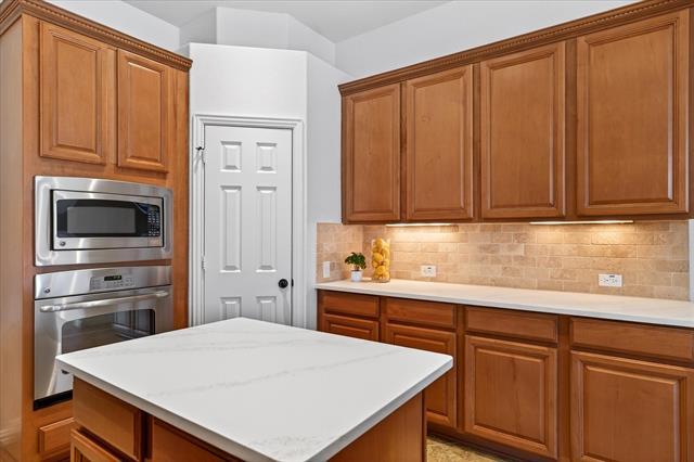 Building Photo - 350 Falstaff Dr