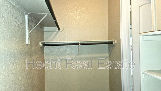 Building Photo - 262 Rosalie Dr