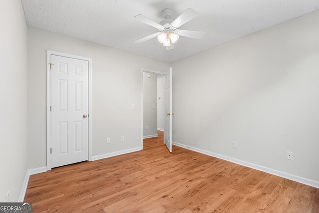 Building Photo - 7 Halyard Dr