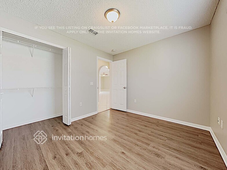 Building Photo - 3846 Stonefield Dr