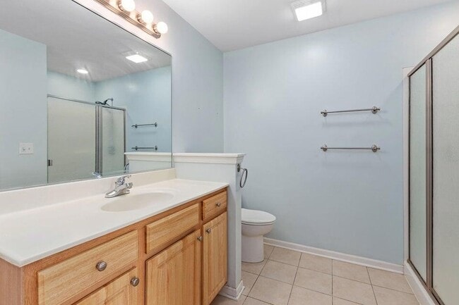 Building Photo - 10557 Maine Dr