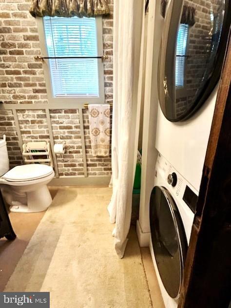 Building Photo - 264 Lake St