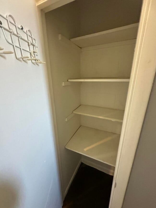 Building Photo - 705 Wilkinson Blvd