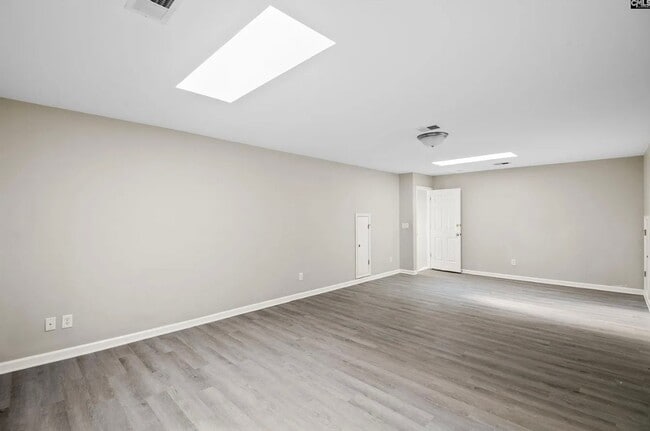 Building Photo - 108 Harvest Glen Ln
