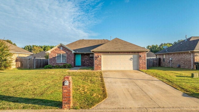 Primary Photo - 1470 Angeline Dr