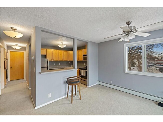 Building Photo - 3624 E 38th St