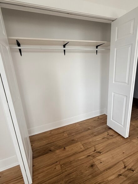 Building Photo - 908 Mount Rose Ave