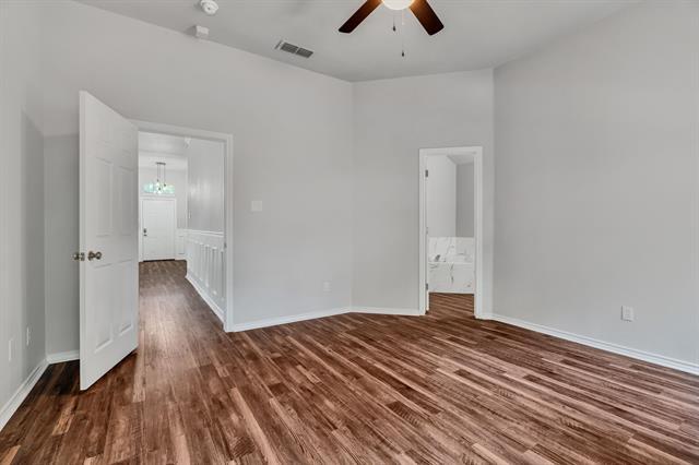 Building Photo - 5927 Sagebrush Trail
