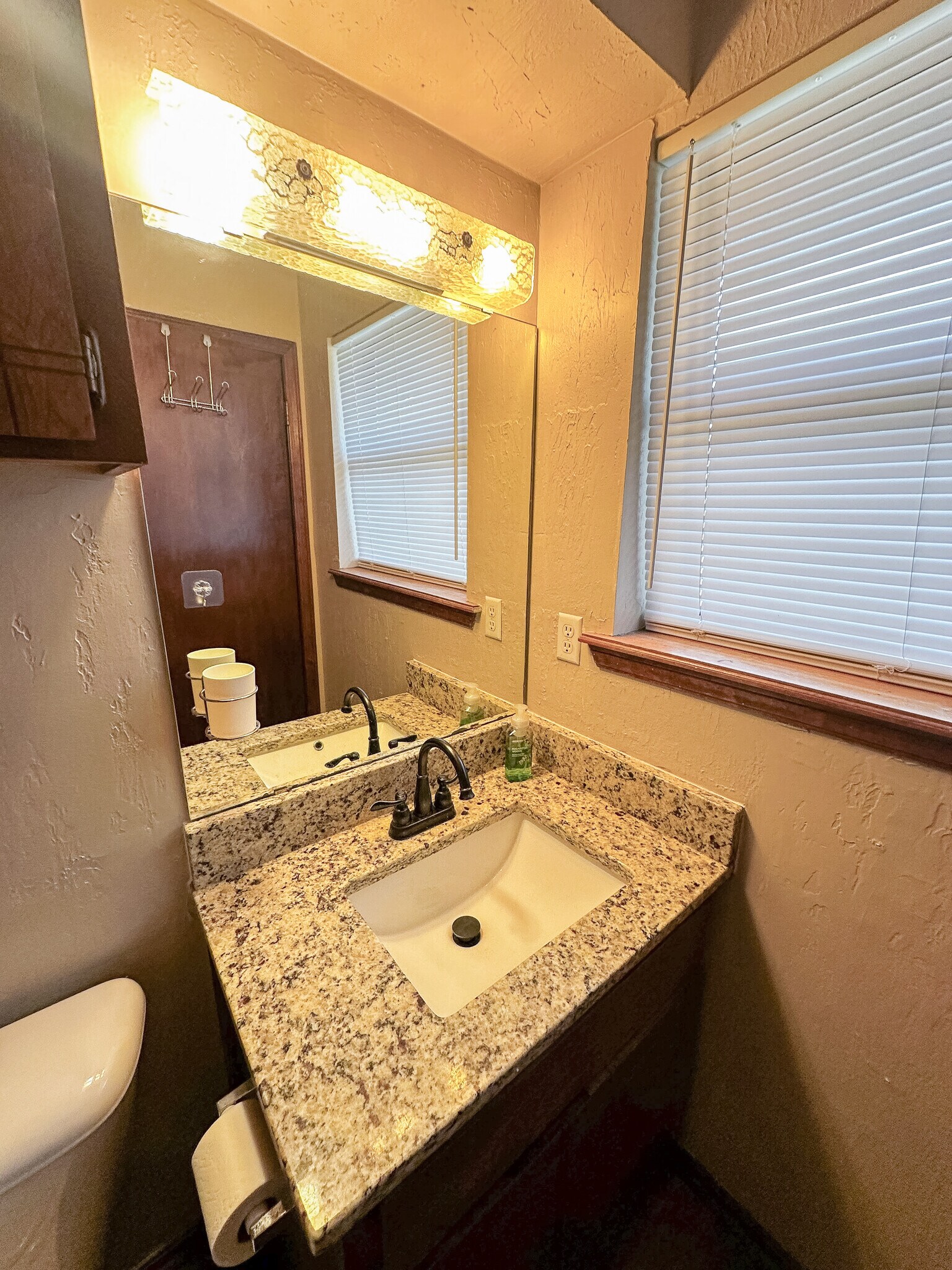 Building Photo - 4714 SE 47th St