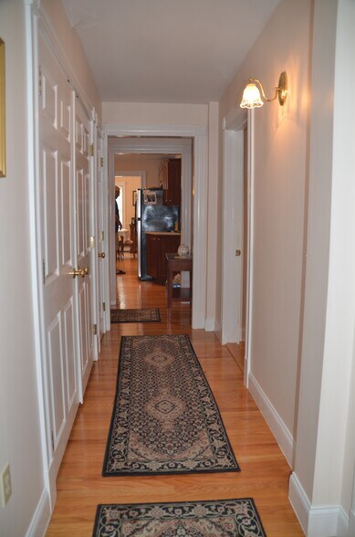 Building Photo - 35 Heartbreak Rd