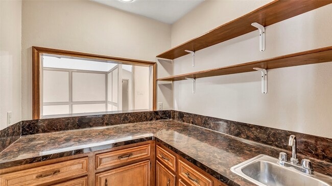 Building Photo - 10919 Paulwood Dr