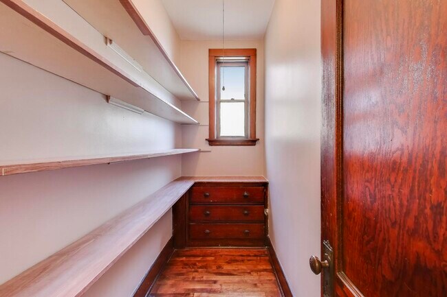 Building Photo - 6542 N Newgard Ave