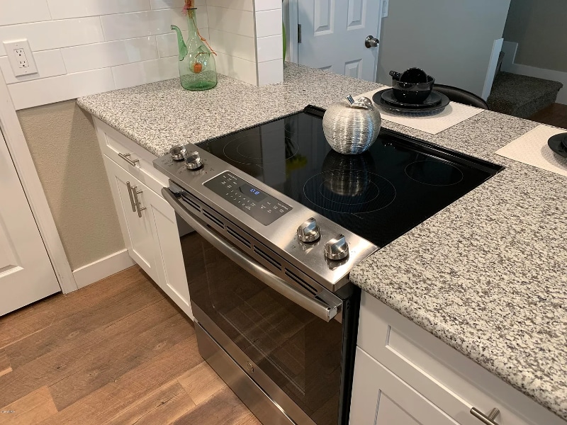 Building Photo - 4710 E Portland St