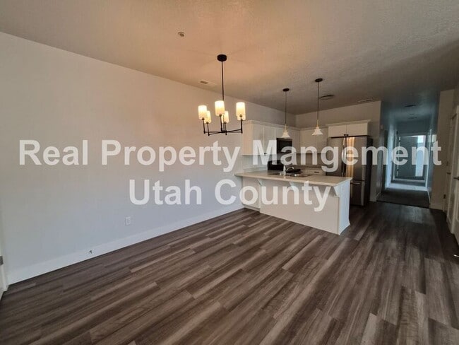 Building Photo - 3323 Hardman Way