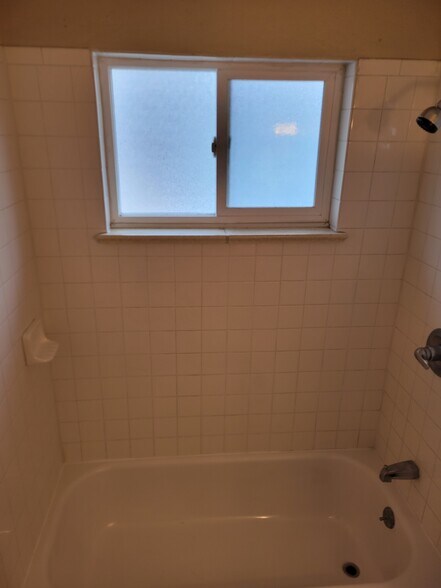 Building Photo - 7515 Stuart St