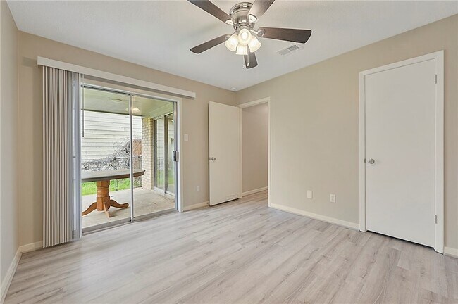 Building Photo - 805 San Benito Dr