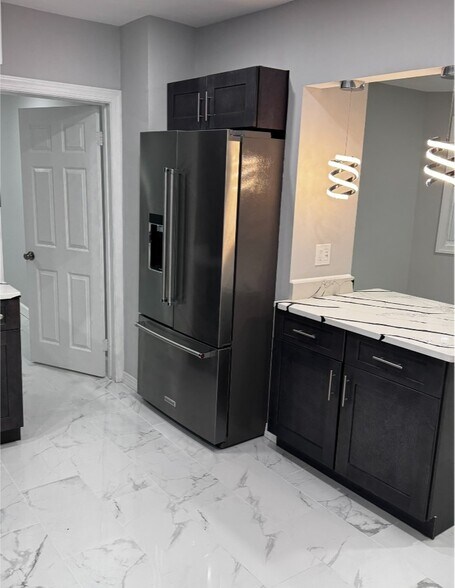 Building Photo - 23 Holden St