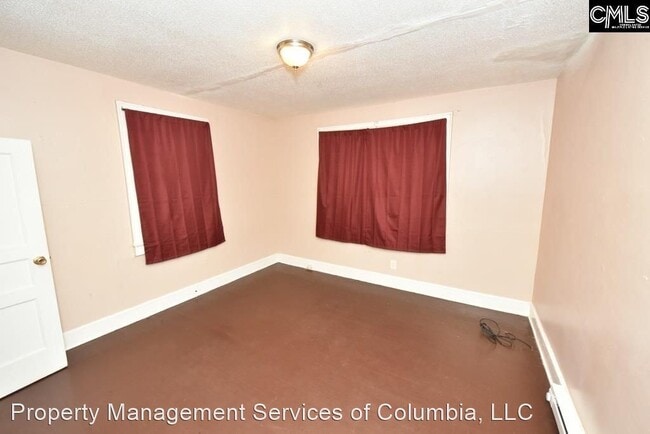 Building Photo - 3 br, 1 bath House - 103 Duke Ave