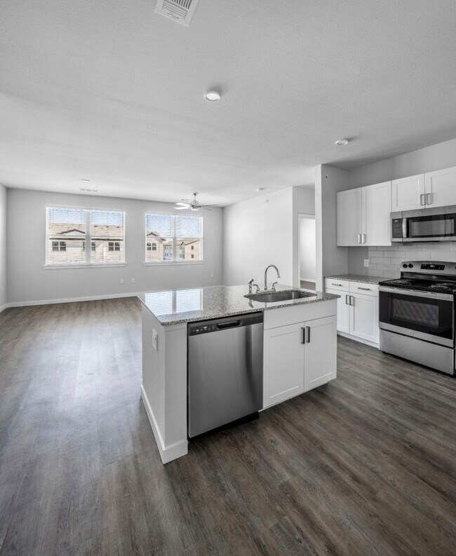 Building Photo - 295 Co Rd 138