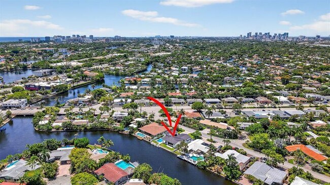 Building Photo - 2157 Coral Gardens Dr