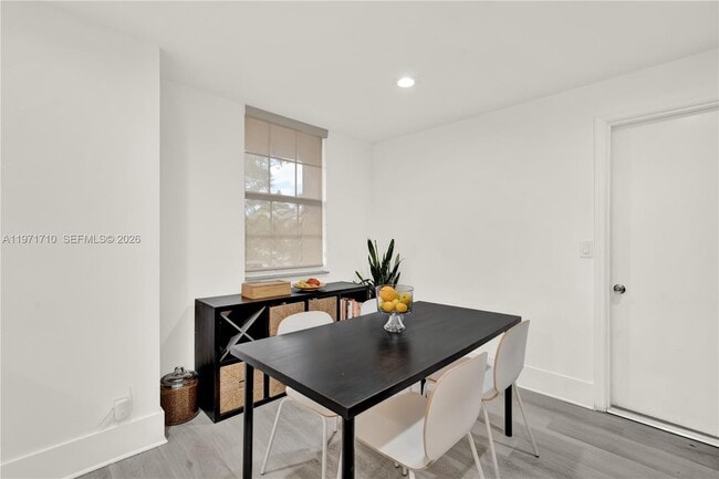 Building Photo - 1516 Veracruz Ln