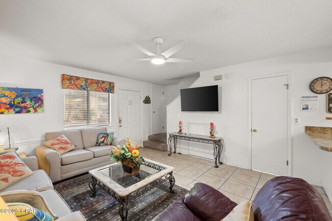 Building Photo - 133 W Leslie Ln