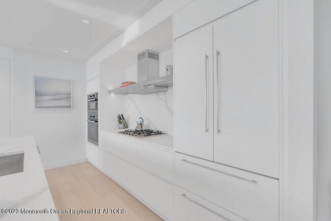 Building Photo - 1101 Ocean Ave N