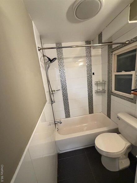 Building Photo - 28-88 Faber Terrace