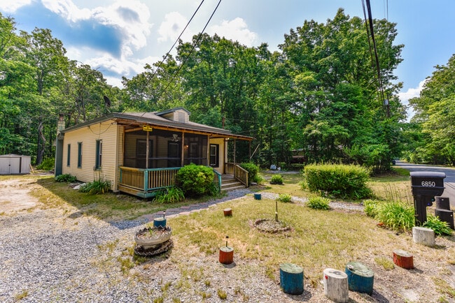 Building Photo - 6850 Strand Ave