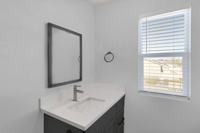 Building Photo - Stylish & Move-In Ready Homes in the Desir...