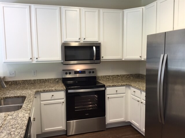 Building Photo - 1425 Gemstone Blvd