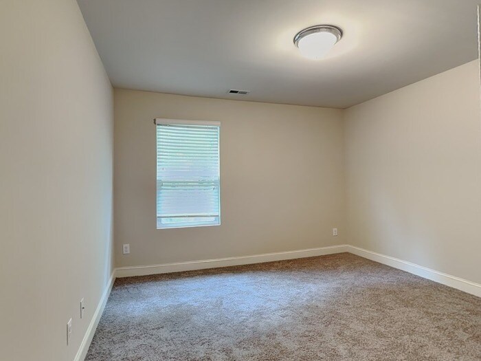 Building Photo - 3636 Massey Ridge Ct